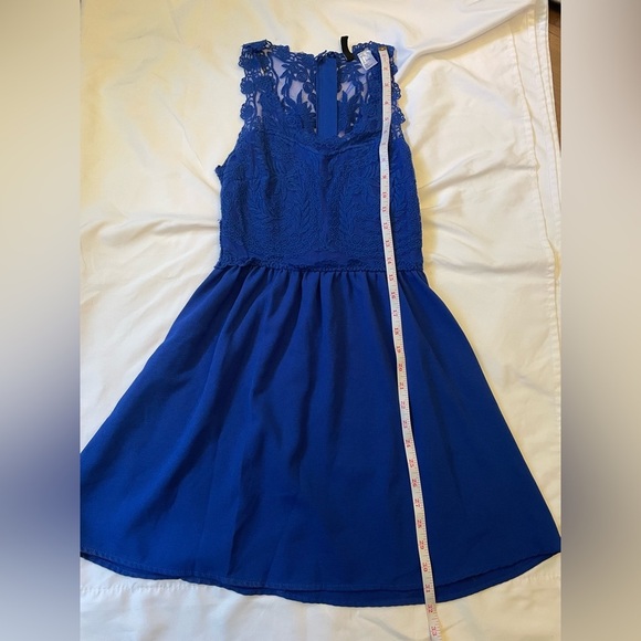 H&M size 4 blue mini lace dress - Picture 6 of 11